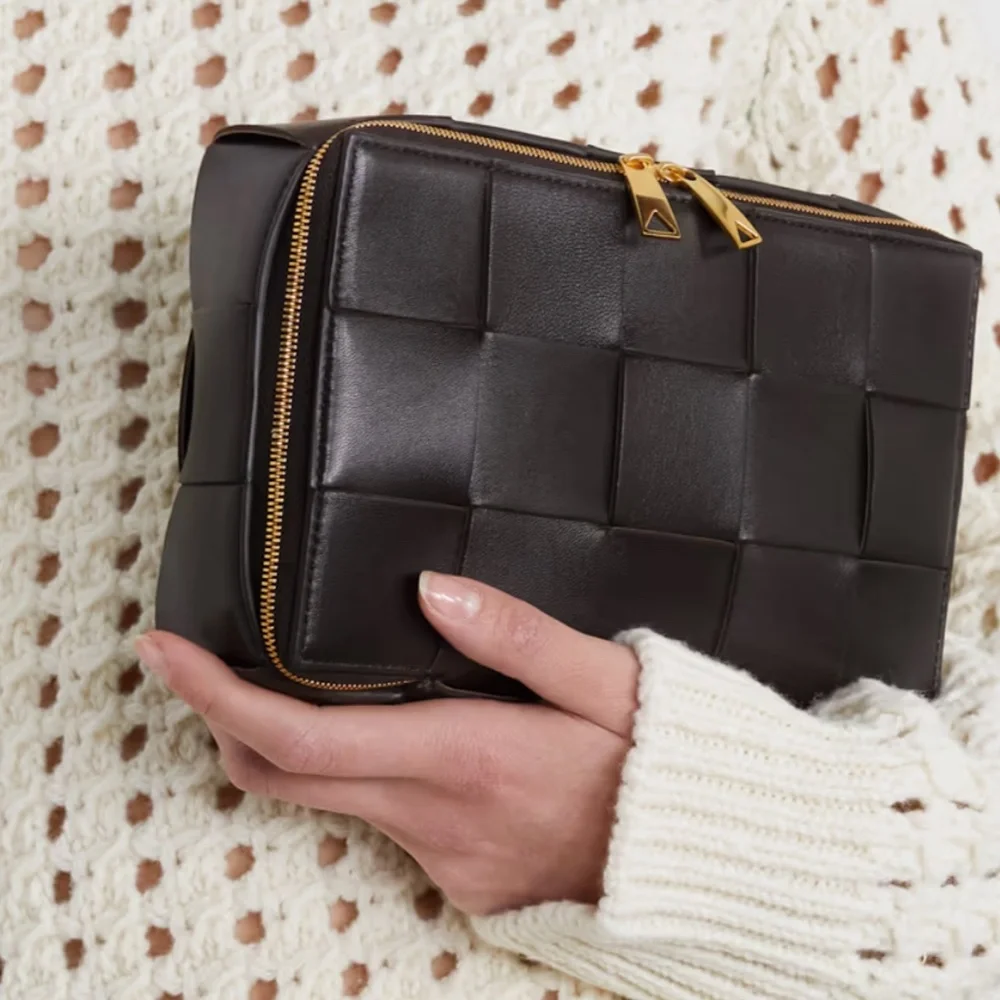 Rare Bottega Veneta Intrecciato Cassette Travel Case Fondant NWT + Dust Bag Auth